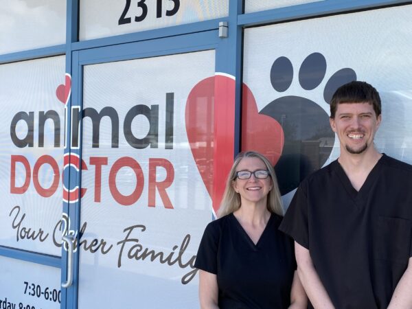 dr chris marion and dr merrilee o'meilia at animal doctor blue hills